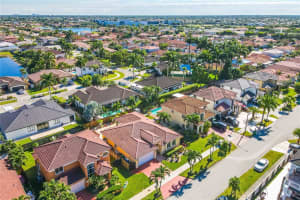 5301 SW 163rd Ct, Miami, FL 33185, Sold 02/25/22