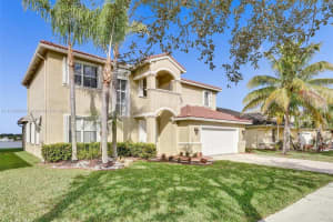 19077 NW 23rd Pl, Pembroke Pines, FL 33029, Sold 03/22/22