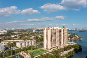 1800 NE 114th St PH 05, Miami, FL 33181, Sold 03/25/22