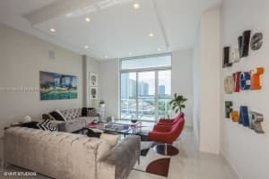 3030 NE 188th St, Aventura, FL 33180, Sold 02/11/22