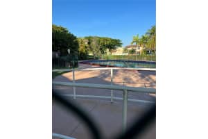 10395 N Kendall Dr APT V8, Miami, FL 33176, Sold 02/03/22