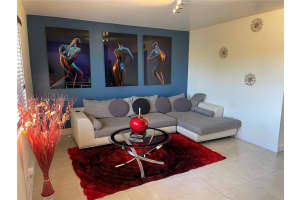 8401 SW 107th Ave #371e, Miami, FL 33173, Sold 02/09/22