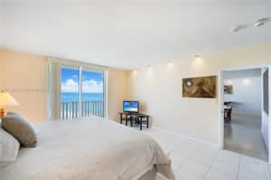 200 Ocean Ln Dr, Key Biscayne, FL 33149, Sold 02/11/22