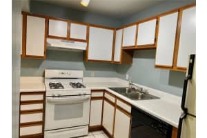 15290 SW 106th Ln, Miami, FL 33196, Sold 01/26/22