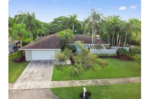 11121 SW 110th Rd, Miami, FL 33176, Sold 01/31/22
