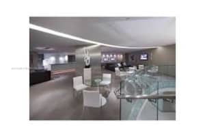 Riverfront, 92 SW 3rd St, Miami, FL 33130, Sold 03/01/22