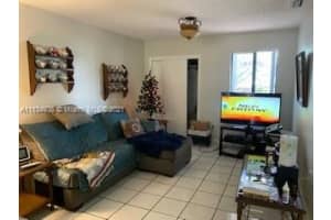13814 Kendale Lakes Dr, Miami, FL 33183, Sold 01/31/22