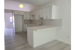 5424 W 27th Ln, Hialeah, FL 33016, Sold 01/26/22