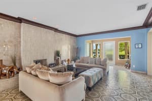 801 Fairway Dr, Miami Beach, FL 33141, Sold 04/25/22