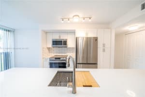 9401 SW 4th St, Miami, FL 33174, Sold 02/01/22