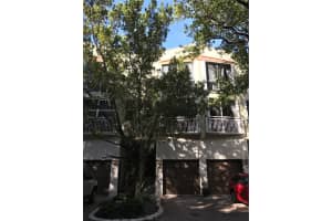 325 Meridian Ave, Miami Beach, FL 33139, Sold 07/14/23