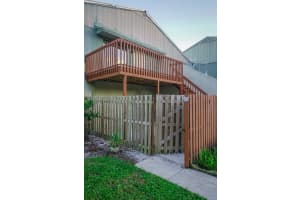 7 Crossings Cir, Boynton Beach, FL 33435, Sold 03/11/22
