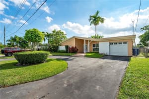 6752 Dogwood Dr, Miramar, FL 33023, Sold 01/18/22