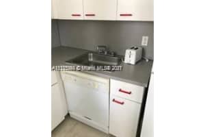 605 Euclid Ave, Miami Beach, FL 33139, Sold 03/29/22