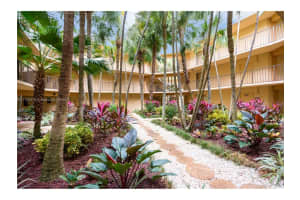 8065 SW 107th Ave, Miami, FL 33173, Sold 03/31/22