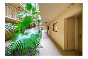 8065 SW 107th Ave, Miami, FL 33173, Sold 03/31/22