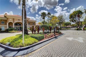 151 SW 117th Ave, Pembroke Pines, FL 33025, Sold 03/03/22