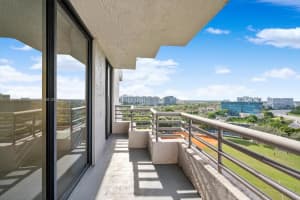 3131 NE 188th St, Miami, FL 33180, Sold 01/27/22