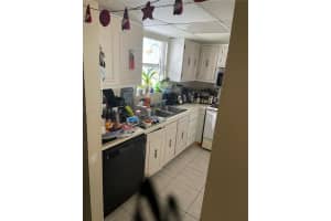 9357 Fontainebleau Blvd APT D421, Miami, FL 33172, Sold 01/20/22