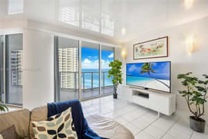 16485 Collins Ave, Sunny Isles Beach, FL 33160, Sold 02/15/22