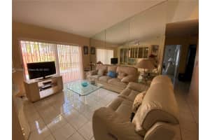 167 NW 85th Ct, Miami, FL 33126, Sold 03/03/22