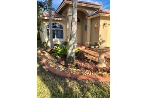 287 SW 206th Ave, Pembroke Pines, FL 33029, Sold 05/06/22