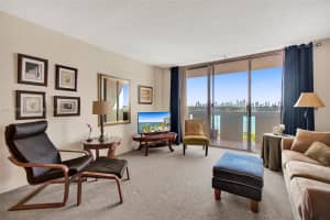 800 West Ave, Miami Beach, FL 33139, Sold 02/28/22
