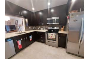 700 NE 14th Ave, Hallandale Beach, FL 33009, Sold 04/30/22