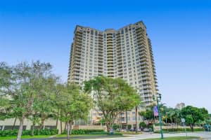 19501 W Country Club Dr, Aventura, FL 33180, Sold 03/01/22