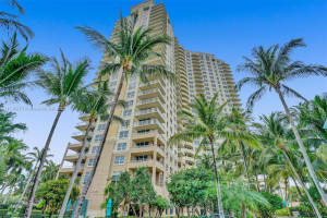 19501 W Country Club Dr, Aventura, FL 33180, Sold 03/01/22