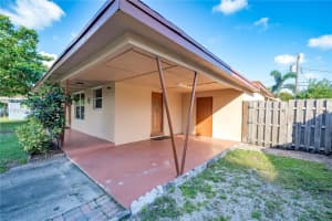 920 SW 50th Ave, Plantation, FL 33317, Sold 01/13/22