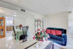 5624 Blueberry Ct, Lauderhill, FL 33313, Sold 01/28/22