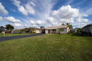 7202 Westwood Dr, Tamarac, FL 33321, Sold 03/18/22