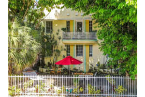 1337 Pennsylvania Ave, Miami Beach, FL 33139, Sold 01/05/22