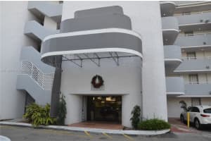 1650 NE 115th St, Miami, FL 33181, Sold 04/15/22