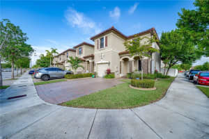 3305 W 90th St, Hialeah, FL 33018, Sold 02/01/22