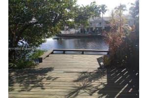 2000 Riverside Pl, Wilton Manors, FL 33305, Sold 02/28/22