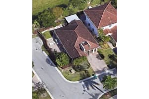 9967 NW 10 Terrace, Miami, FL 33172, Sold 02/02/22
