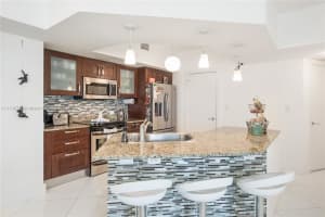 20000 E Country Club Dr, Aventura, FL 33180, Sold 04/22/22