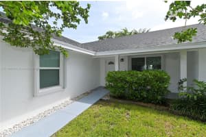 21951 SW 97th Ct, Cutler Bay, FL 33190, Sold 02/04/22