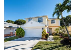 158 E Riverbend Dr, Sunrise, FL 33326, Sold 01/21/22