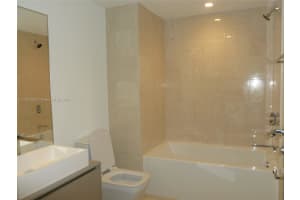 1000 Brickell Plaza, Miami, FL 33131, Sold 08/16/22
