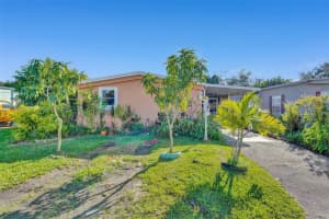 21610 NW 7th Ct, Pembroke Pines, FL 33029, Sold 01/31/22