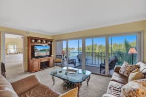 1537 E Hillsboro Blvd, Deerfield Beach, FL 33441, Sold 01/18/22