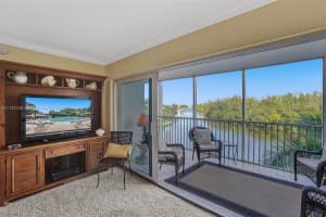 1537 E Hillsboro Blvd, Deerfield Beach, FL 33441, Sold 01/18/22