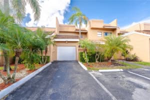 1681 SW 120th Terrace, Pembroke Pines, FL 33025, Sold 02/22/22