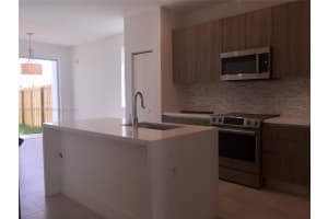 10263 NW 72nd St, Doral, FL 33178, Sold 06/21/22