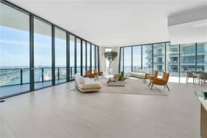 1000 Biscayne Blvd PH-5201, Miami, FL 33132, Sold 12/29/21