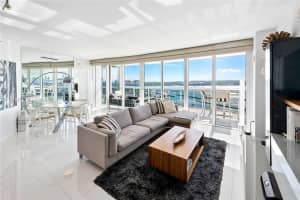 400 Alton Rd, Miami Beach, FL 33139, Sold 02/18/22