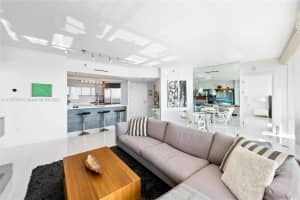 400 Alton Rd, Miami Beach, FL 33139, Sold 02/18/22